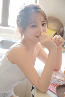 各种姿势玩小处雌女TXT视频